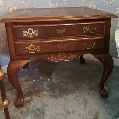 Traditional Wood Side Table with Drawer & Cabriole Legs