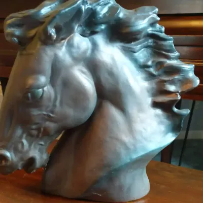 Vintage Ceramic Horse Head Bust – Sculptural Equestrian Décor