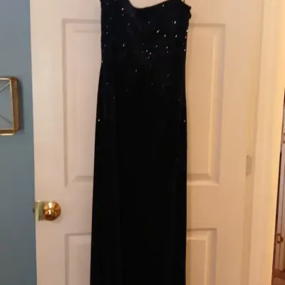 Dark Navy Velvet Beaded Evening Gown. Size 14.