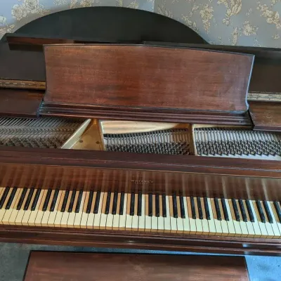 Whitney Chicago Baby Grand Piano with Matching Bench