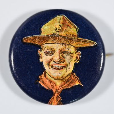 Sale Photo Thumbnail #212: Boy Scout Celluloid Pinback