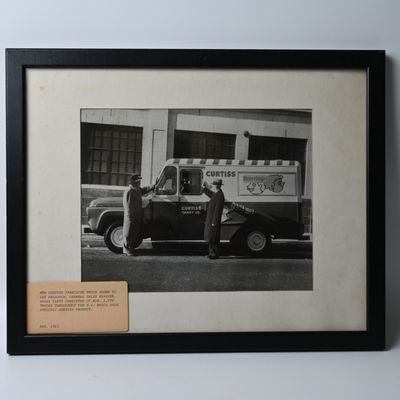 Sale Photo Thumbnail #25: Curtiss Candy Advertising Photo w Butterfinger on Truck