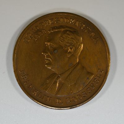 Sale Photo Thumbnail #343: FDR 1933 - Prima Beer Free Beer Token