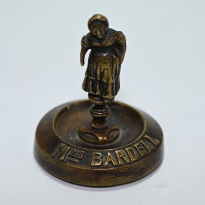 Sale Photo Thumbnail #152: Charles Dickens The Pickwick Papers Mrs Bardell Brass Paperweight