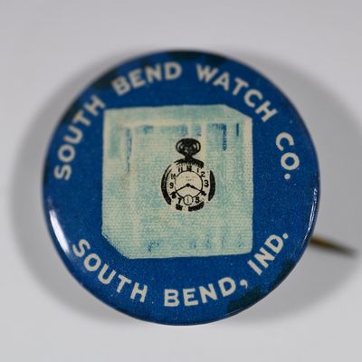 Sale Photo Thumbnail #296: South Bend Watch Co Pin Pinback
