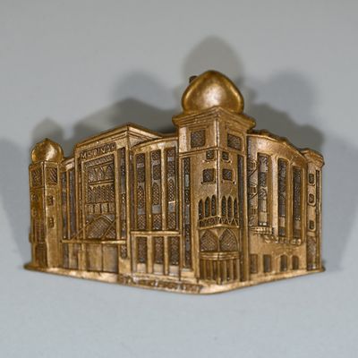 Sale Photo Thumbnail #294: Shriners Medinah Temple - Chicago - Pin
