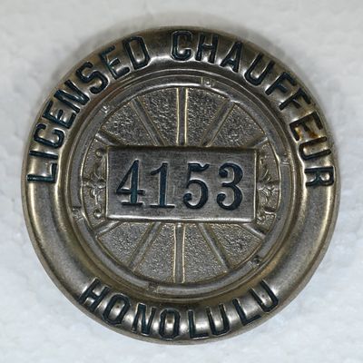 Sale Photo Thumbnail #22: Chauffer - Honolulu Hawaii Territory Licensed Chauffeur Badge - Pin #4153