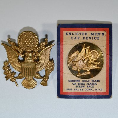 Sale Photo Thumbnail #322: Enlisted Men's Cap Device and Hat Badge - Lot of 2