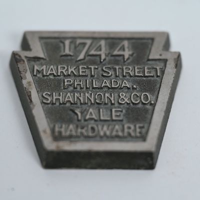 Sale Photo Thumbnail #202: Yale Hardware Shannon & Co Philadelphia PA Paperweight