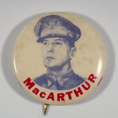 Sale Photo Thumbnail #338: MacArthur Pinback
