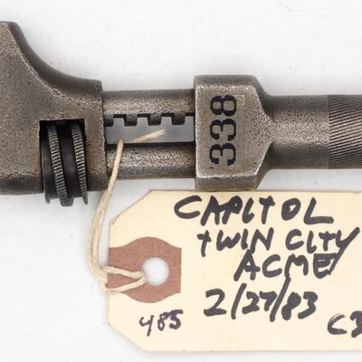 Sale Photo Thumbnail #485: 5.25''L Capitol Wrench "(Acme logo)