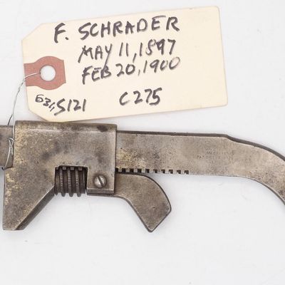Sale Photo Thumbnail #631: E. Schrader with nub on jaw
