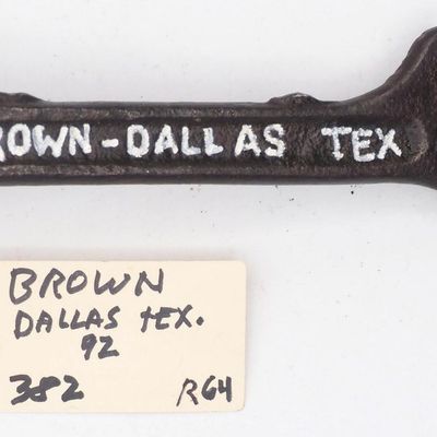 Sale Photo Thumbnail #382: 9''L "Brown - Dallas Tex 92"