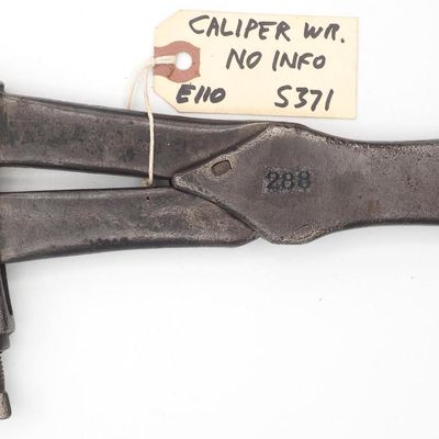 Sale Photo Thumbnail #110: 10''L Caliper-type adjustable wrench