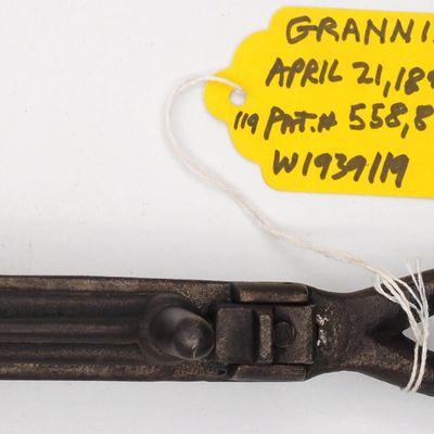 Sale Photo Thumbnail #119: 9''L Grannis, Lancaster NH, axle nut wrench