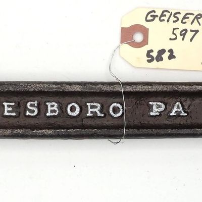 Sale Photo Thumbnail #582: 15.5''L "Geiser Mfg Co"