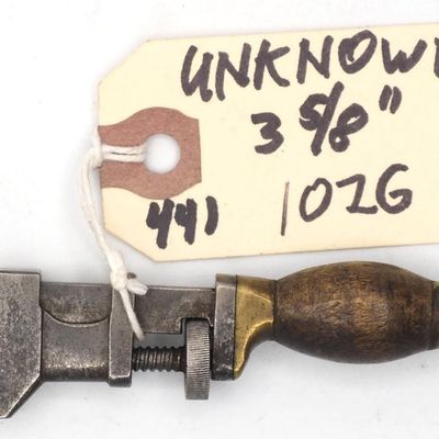 Sale Photo Thumbnail #441: 3.625''L Unknown, unmarked nut wrench