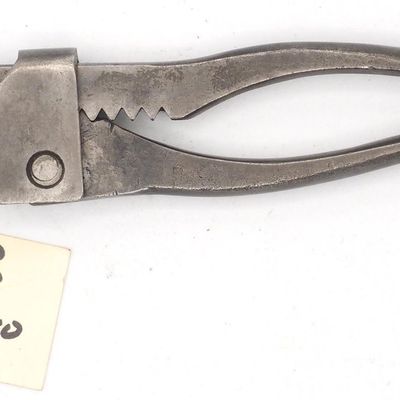 Sale Photo Thumbnail #292: 10''L Power Grip Tool Co