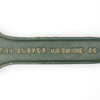 Sale Photo Thumbnail #553: 20.5''L "25H3 Tri Clover Machine Co"