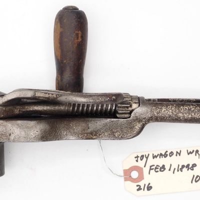 Sale Photo Thumbnail #216: 9.75''L The Joy wagon wrench