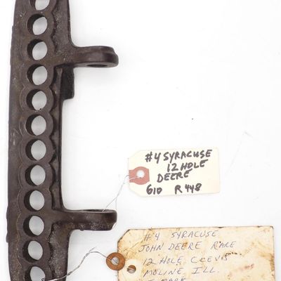 Sale Photo Thumbnail #610: 10''L "4" Syracuse clevis