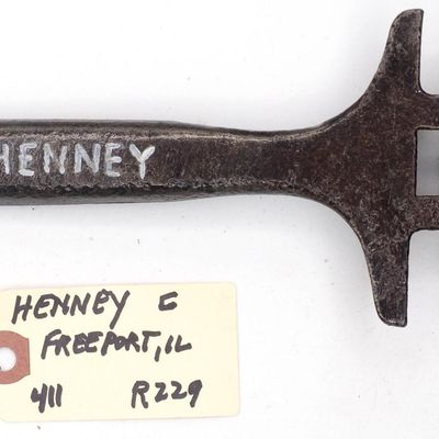 Sale Photo Thumbnail #411: 7.5''L "Henney C"