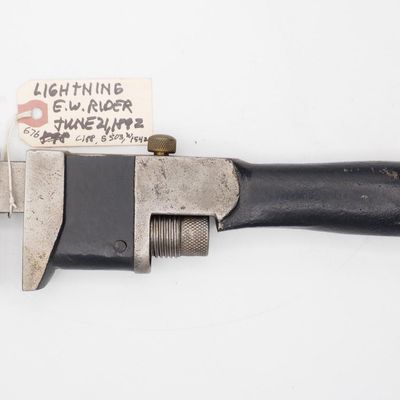 Sale Photo Thumbnail #676: 10.5''L "The Kellogg Mfg. Co"