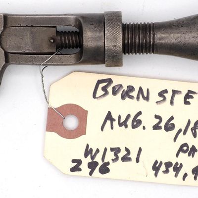 Sale Photo Thumbnail #296: 4''L Bornstein metal handle double screw