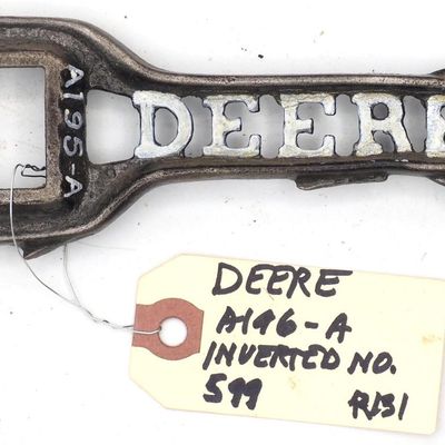 Sale Photo Thumbnail #599: 7.75''L "Deere" cut-out wrench