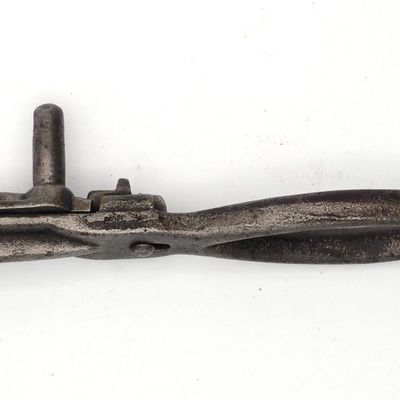 Sale Photo Thumbnail #187: 9''L Grannis, 1¼" socket