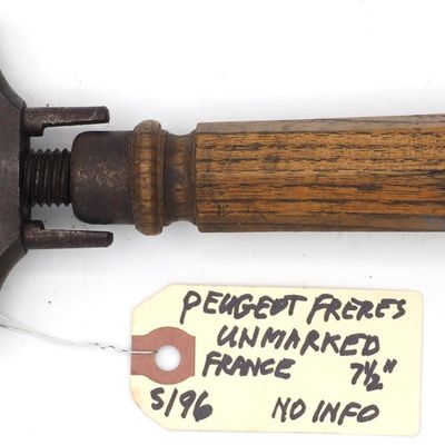 Sale Photo Thumbnail #196: 7.5''L Peugeot French buggy wrench