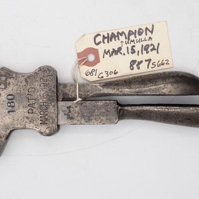 Sale Photo Thumbnail #680: 8''L "Champion"