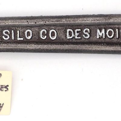 Sale Photo Thumbnail #35: 12''L "Western Silo Co Des Moines Iowa"