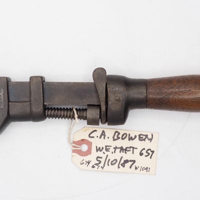 Sale Photo Thumbnail #674: 8.75''L Maker name not legible