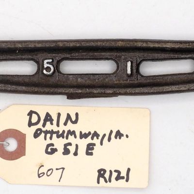Sale Photo Thumbnail #607: 8''L Dain "G 51E", Ottumwa IA