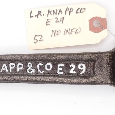 Sale Photo Thumbnail #52: 9.5''L "L R Knapp & Co  E29"