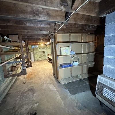 Sale Photo Thumbnail #118: Pickers Rights of Entire Room