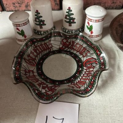 Sale Photo Thumbnail #14: Christmas Themed Plate w Salt and Pepper Shakers
