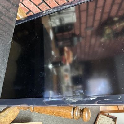 Sale Photo Thumbnail #32: 32-inch class LED high-definition television