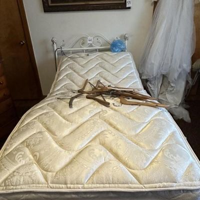 Sale Photo Thumbnail #57: Joannes Twin Electric Adjustable Bed