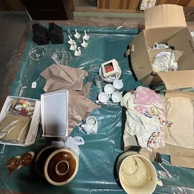 Sale Photo Thumbnail #126: Contents of Top of Pool Table