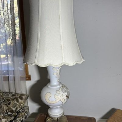 Sale Photo Thumbnail #70: Pair Vintage Hollywood Regency Lamps