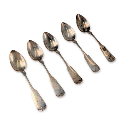 Sale Photo Thumbnail #578: 5pc American Sterling Silver Fiddle Pattern Teaspoons
