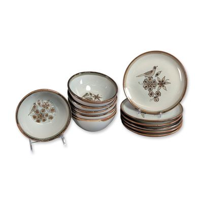 Sale Photo Thumbnail #571: 12pc Ken Edwards El Palomar Mexico Stoneware Set of Bowls and Plates