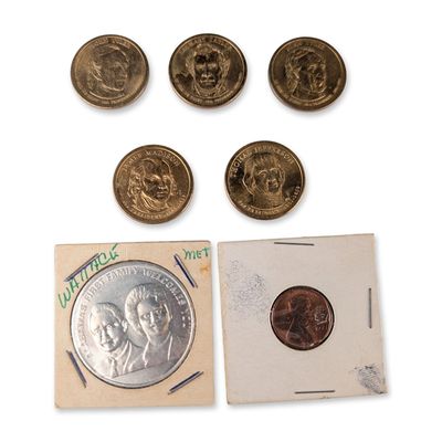Sale Photo Thumbnail #255: 7pc Collection of US Presidential One-Dollar Coins and Commemorative Medals