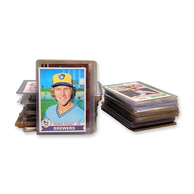 Sale Photo Thumbnail #472: Over 50pc of Vintage and Modern Baseball Trading Cards
