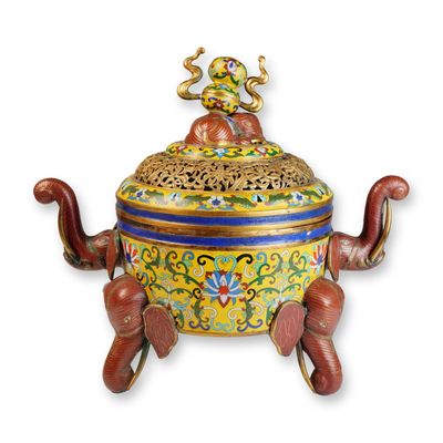 Cloisonne Elephant Feet Censer