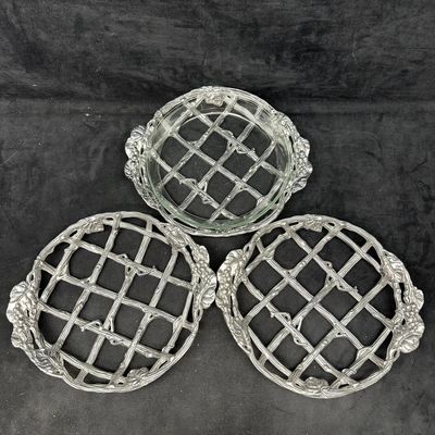 Sale Photo Thumbnail #324: Arthur Court Aluminum Grape Pattern Pie Casserole Holder With Pyrex Dish Set
