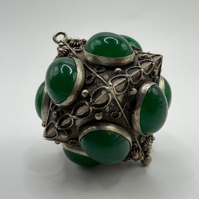 Sale Photo Thumbnail #307: Green Onyx Multiple Cabochon Geometric Silver Charm ER91 Unmarked