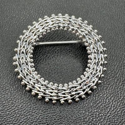 Sale Photo Thumbnail #182: 14k White Gold Wheat Link Brooch
